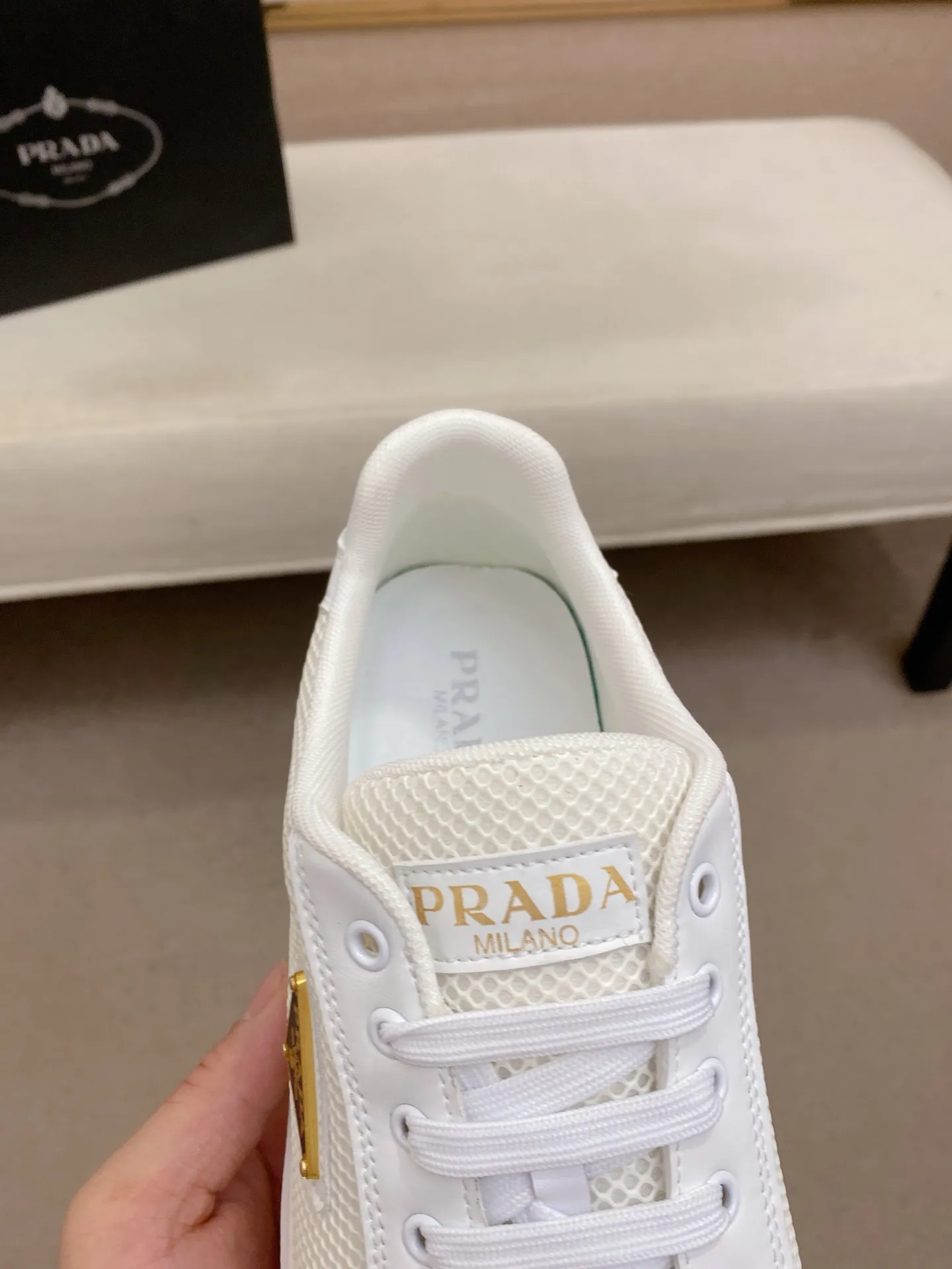 Men's men's shoes💰: 440💰[Prada～Prada] Trendy new styles are on the market. Same style as the official website. Counter quality. Original version. [Strong] [Strong] Imported selected first-layer cowhide. Comfortable and breathable sheepskin lining, fine workmanship, upper layer made of 100% pure cowhide, original last shape, comfortable on the feet, shoe sizes 38 to 44